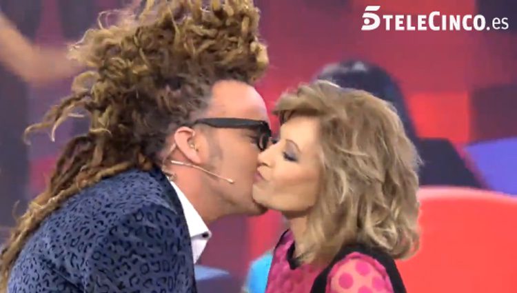 Torito se reencuentra con María Teresa Campos con un cariñoso beso