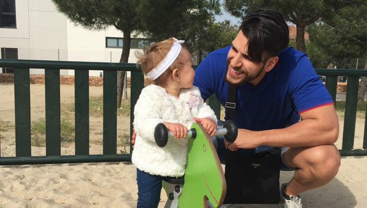 Diego Matamoros con su hija Adara | Instagram