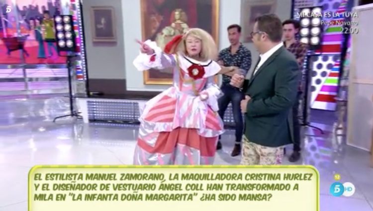 Mila Ximénez entrando en plató disfrazada de menina / Foto: Telecinco.es 