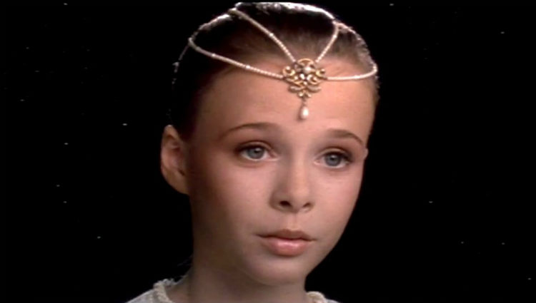 Tami Stronach con 10 años en un fotograma de de la película 'La historia interminable'