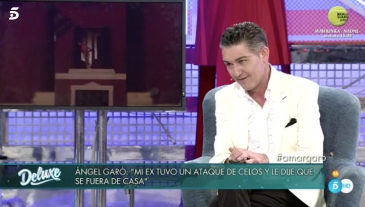Ángel Garó durante la entrevista en 'Sábado Deluxe'. / Fuente: Telecinco.es