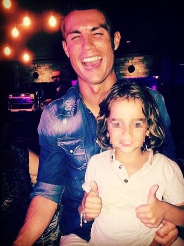 Cristiano Ronaldo con su sobrino Dinis/ Fuente: Instagram