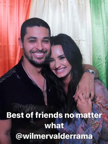 Demi Lovato junto a su exnovio Wilmer Valderrama en una foto de Instagram / Fuente: Instagram