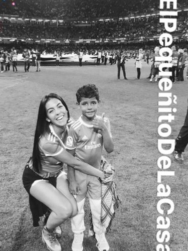 Georgina Rodríguez con Cristiano Ronaldo Junior/ Fuente: Instagram