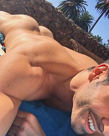 El desnudo de Noel Bayarri en Instagram