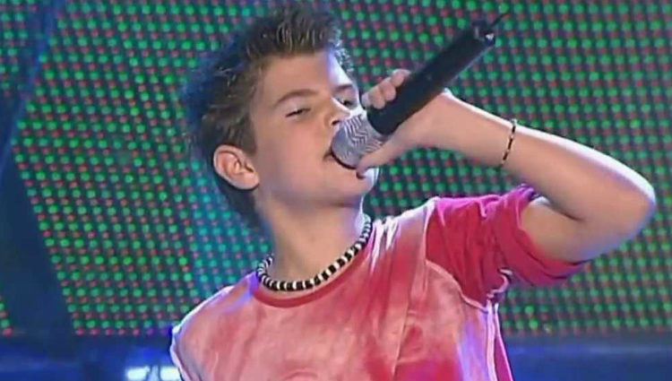 Diego cantando la canción 'Chachi piruli' en 'Eurojunior' | RTVE