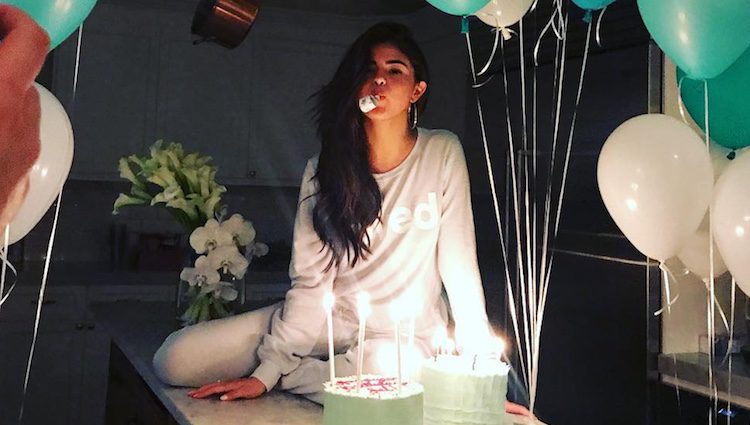 Selena Gomez celebrando su 25 cumpleaños