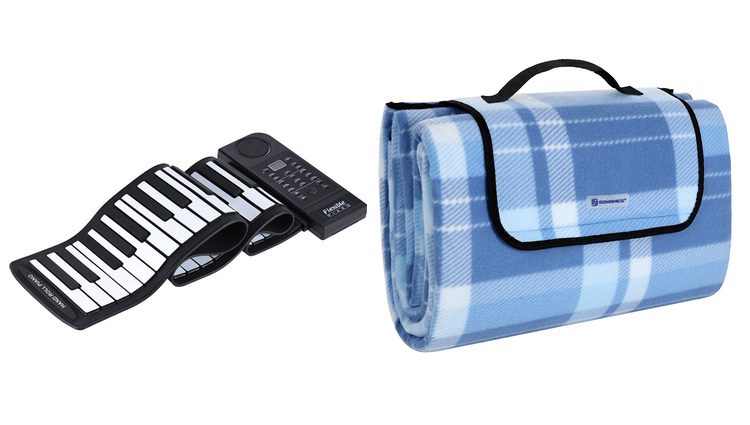 Piano electrónico y manta de picnic 