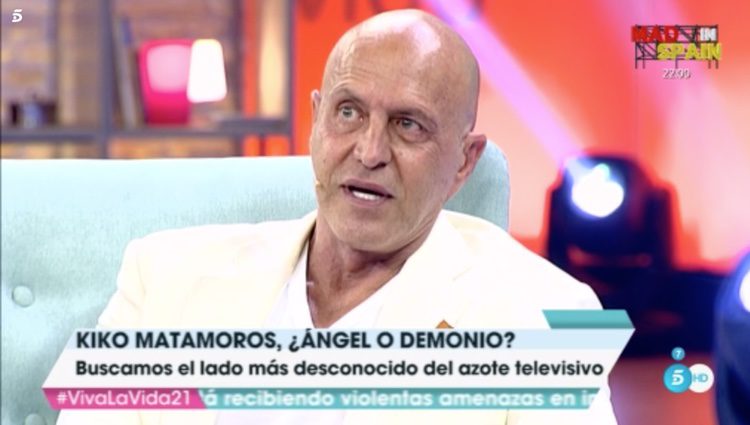 Kiko Matamoros hablando con Toñi Moreno en 'Viva la Vida' / Foto: Telecinco.es 