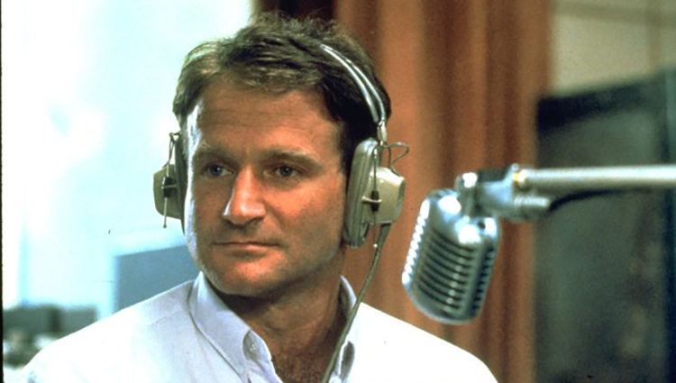 Robin Williams como Adrian Cronauer en 'Good Morning, Vietnam'