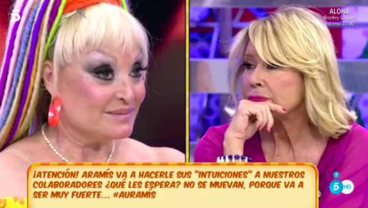 Mila Ximénez escuchando la predicción de Aramís Fuster / Telecinco.es