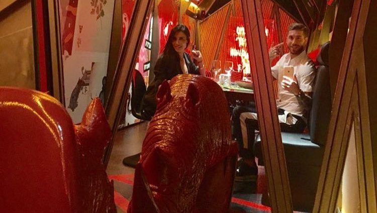 Sergio Ramos y Pilar Rubio cenando en un asiático/ Fuente: Instagram