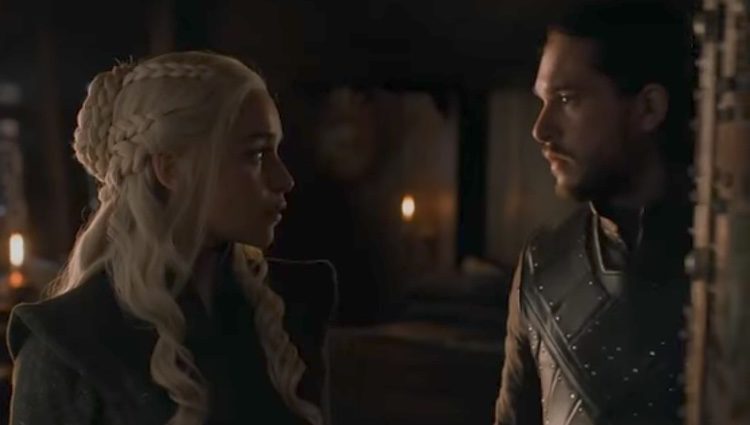 Daenerys y Jon Nieve en el último episodio de la 7ª temporada | Fuente: HBO