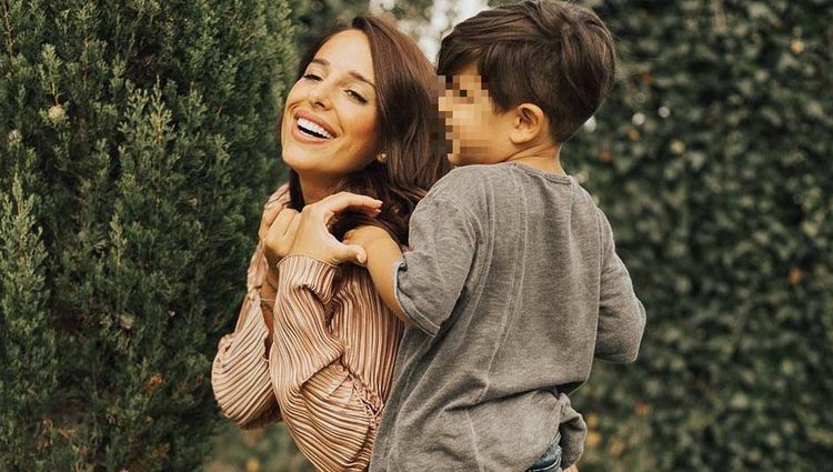 Jennifer Ortiz con su hijo Dylan muy estiloso / Instagram