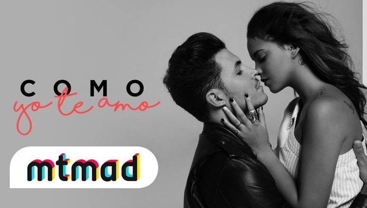 Kiko Jiménez y Gloria Camila presentando su programa 'Como yo te amo'