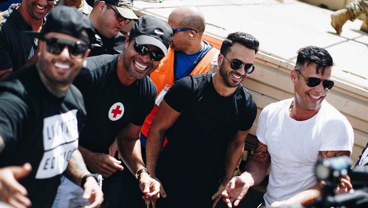 Los cuatro cantantes felices en la ayuda por Puerto Rico | Fuente: Instagram @luisfonsi