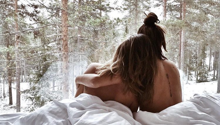 Dulceida y Alba enseñan las vistas de su hotel en Laponia
