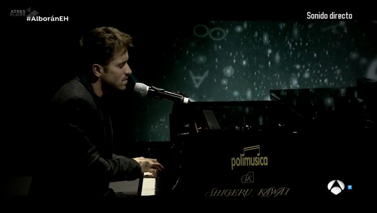 Pablo Alborán cantando 'Prometo' en 'El Hormiguero'