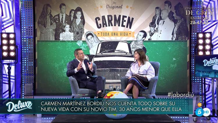 Carmen Martínez-Bordiú se sienta en el 'Deluxe'