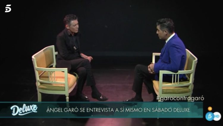 Ángel Garó se entrevista a sí mismo en 'Sábado Deluxe'