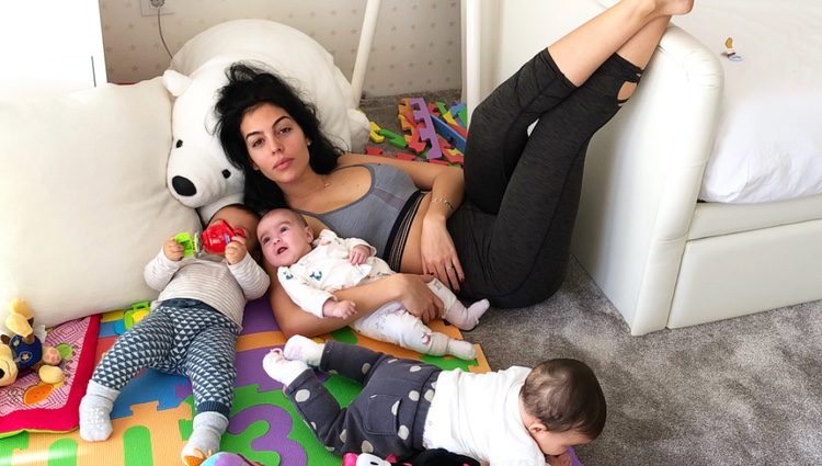 Georgina Rodríguez con los pequeños muy divertidos / Instagram