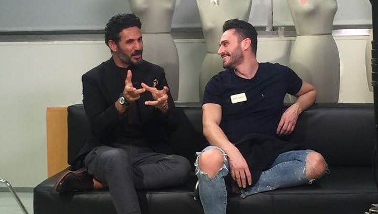 Óscar Higares charlando con Antonio / Foto: Instagram