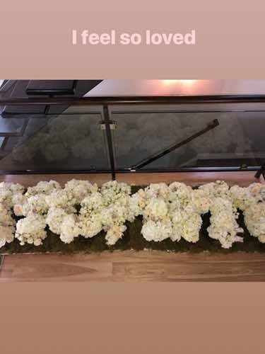 Las flores de Khloe por su primer Día de la Madre / Instagram