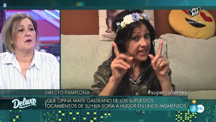 Maite Galdeano y la madre de Hugo Paz durante su participación en 'Sábado Deluxe' | Foto: Telecinco