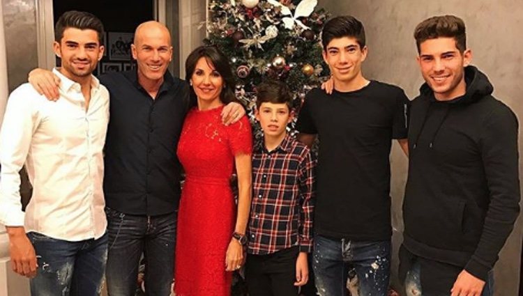 La familia de Zinedine Zidane en Navidad | Instagram: Zidane