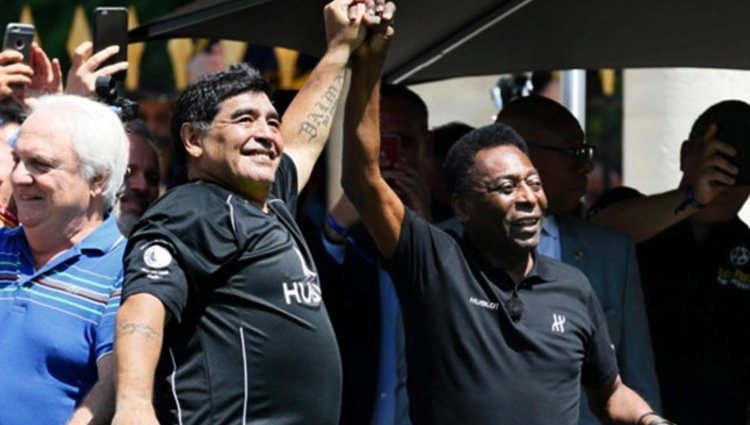 Maradona y Pele en el Partido de la Amistad