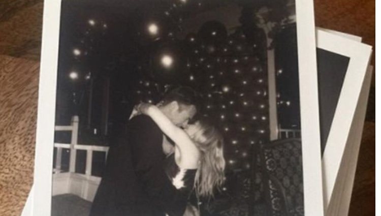 Kylie y Paul besándose en la fiesta de cumpleaños de la cantante / Instagram