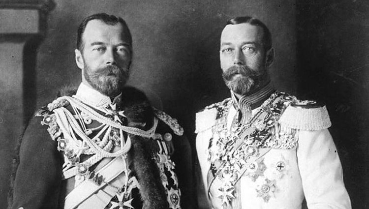 El Zar Nicolás II junto a su primo, el Rey Jorge V de Reino Unido