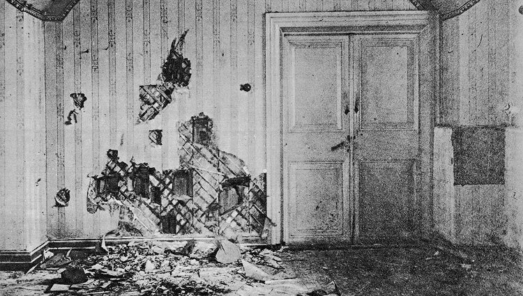 Imagen tomada después del asesinato de la Familia Imperial Rusa en la Casa Ipátiev (Ekaterimburgo)
