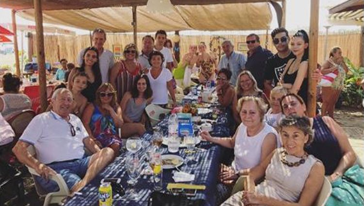 Terelu Campos cuenta con el apoyo de familiares . y amigos durante las vacaciones / Foto: Instagram