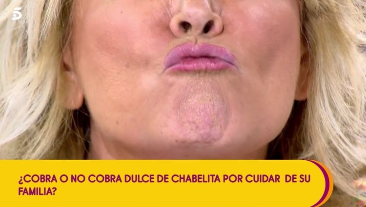 Mila Ximénez mandando besos a Dulce / Foto: Telecinco.es