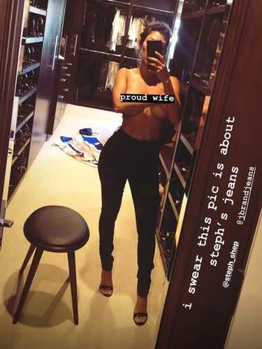 El topless reivindicativo de Kourtney Kardashian / Instagram Stories