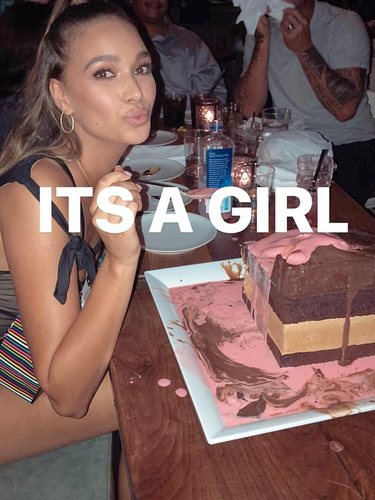 La tarta que reveló el sexo del bebé / Foto: Instagram
