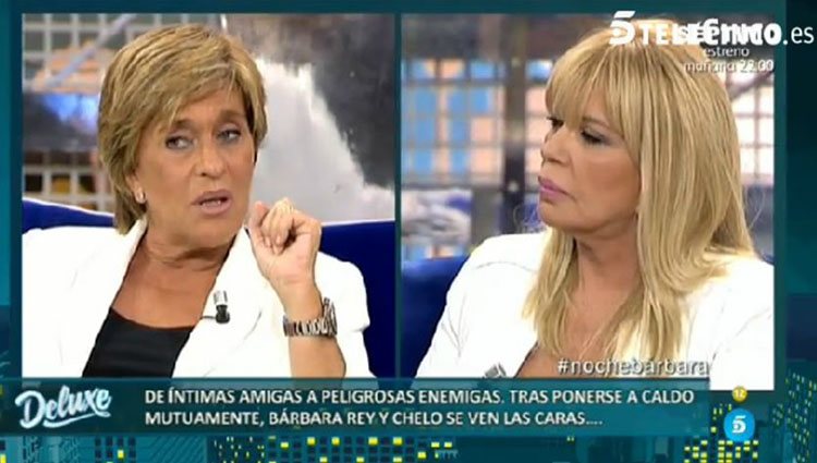 Chelo García Cortés y Bárbara Rey se reencuentran en 'Sálvame Deluxe' en 2015 | Foto: Telecinco.es