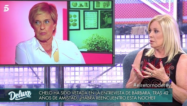 Chelo escucha atentamente la entrevista de Bárbara Rey | Foto: Telecinco.es
