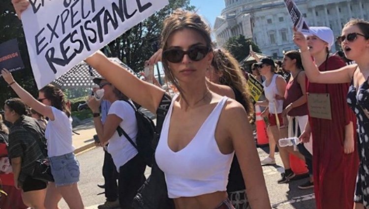 Emily Ratajkowski en la manifestación en Washington | Foto: Instagram Emly Ratajkowski
