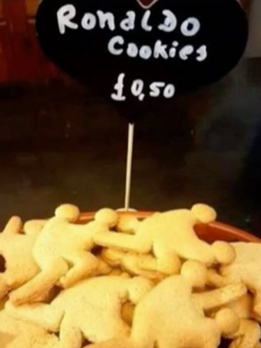 'Ronaldo cookies', las galletas con forma de acto sexual/ Foto: Twitter