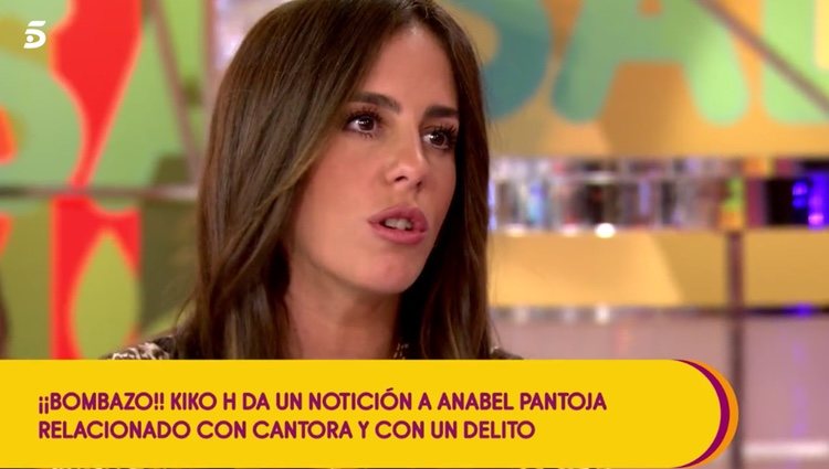 Anabel Pantoja en 'Sálvame' mientras Kiko Hernández narra los hechos / Fuente: telecinco.es