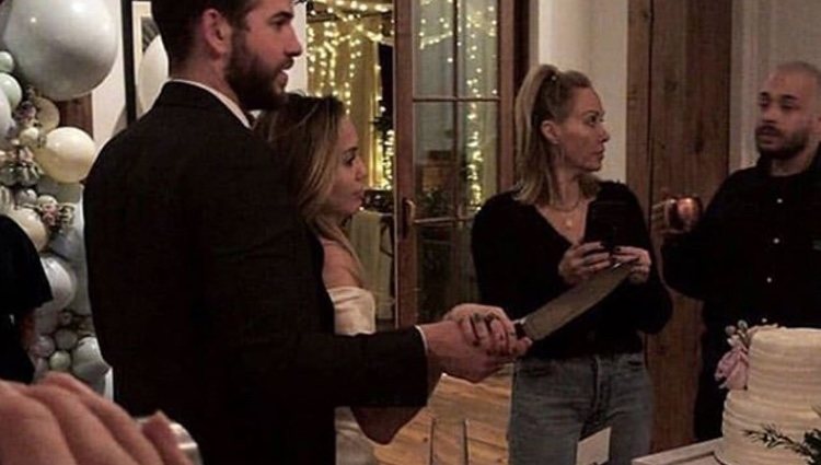Miley Cyrus y Liam Hemsworth en su posible boda / Foto: Instagram