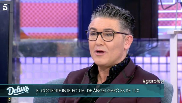 Ángel Garó visita 'Sálvame' para saber su coeficiente intelectual | Foto: Telecinco.es