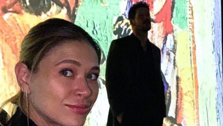 Carla Pereyra y el Cholo Simeone en la exposición de Van Gogh en Madrid/ Foto: Instagram