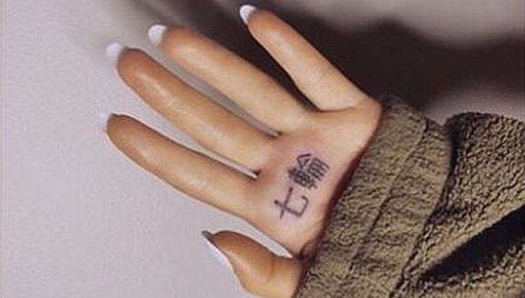 Tatuaje de Ariana Grande | Foto: Instagram Kanen Avasard