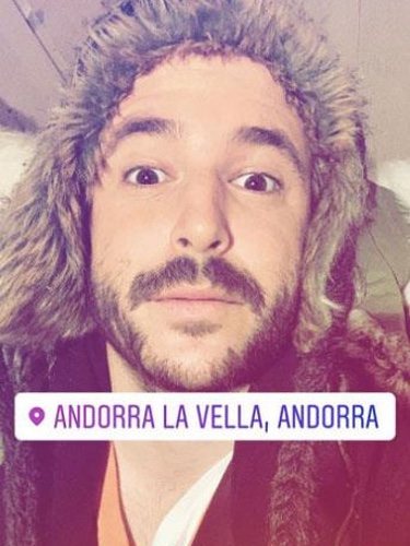 Álex Lequio con cejas y barba/ Foto: Instagram