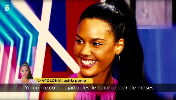 Apolonia Lapiedra hablando para 'Socialité' / Telecinco.es
