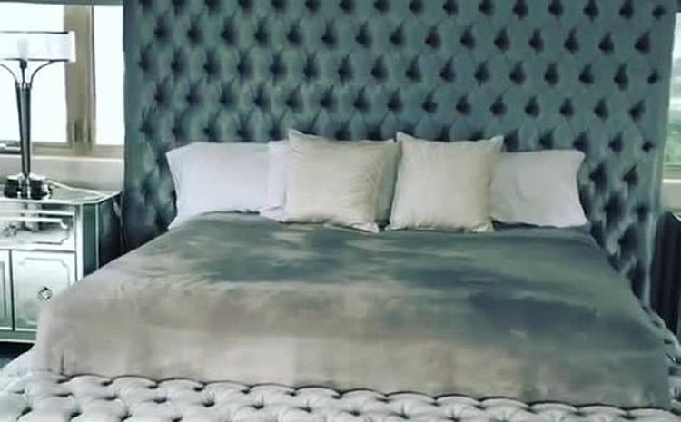 Amber Rose muestra como ha decorado sus muebles / foto: instagram Amber Rose