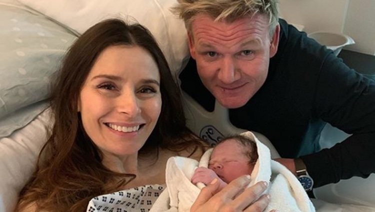 Gordon Ramsay junto a su mujer Tana y su hijo recién nacido | Foto: Instagram